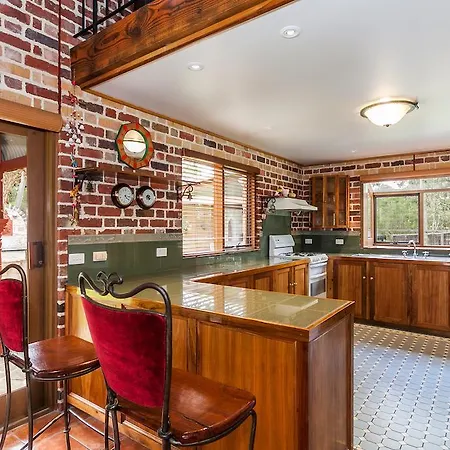 Chianti Cottages Torquay Room photo